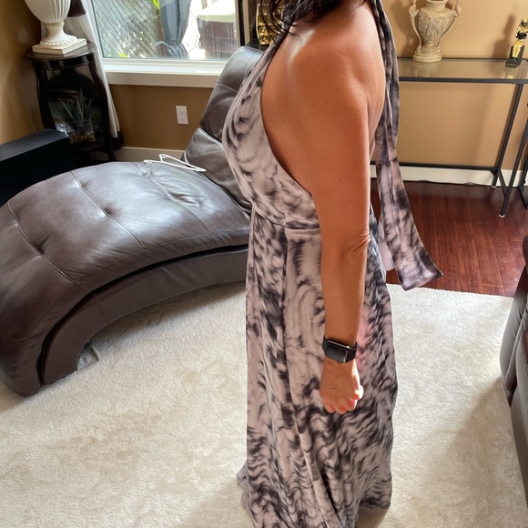 Summer dress - Picture 6 of 9